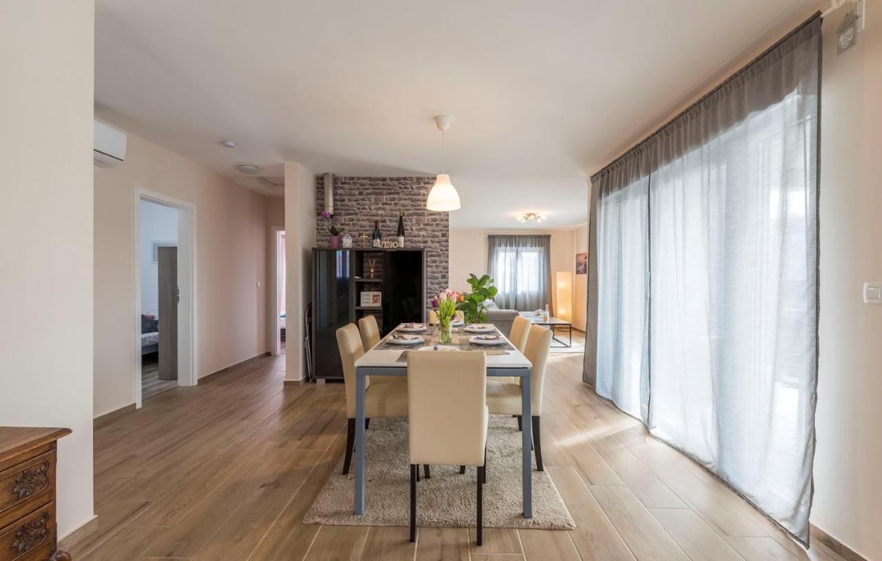Villa Frontera Croatia بوريتش المظهر الخارجي الصورة