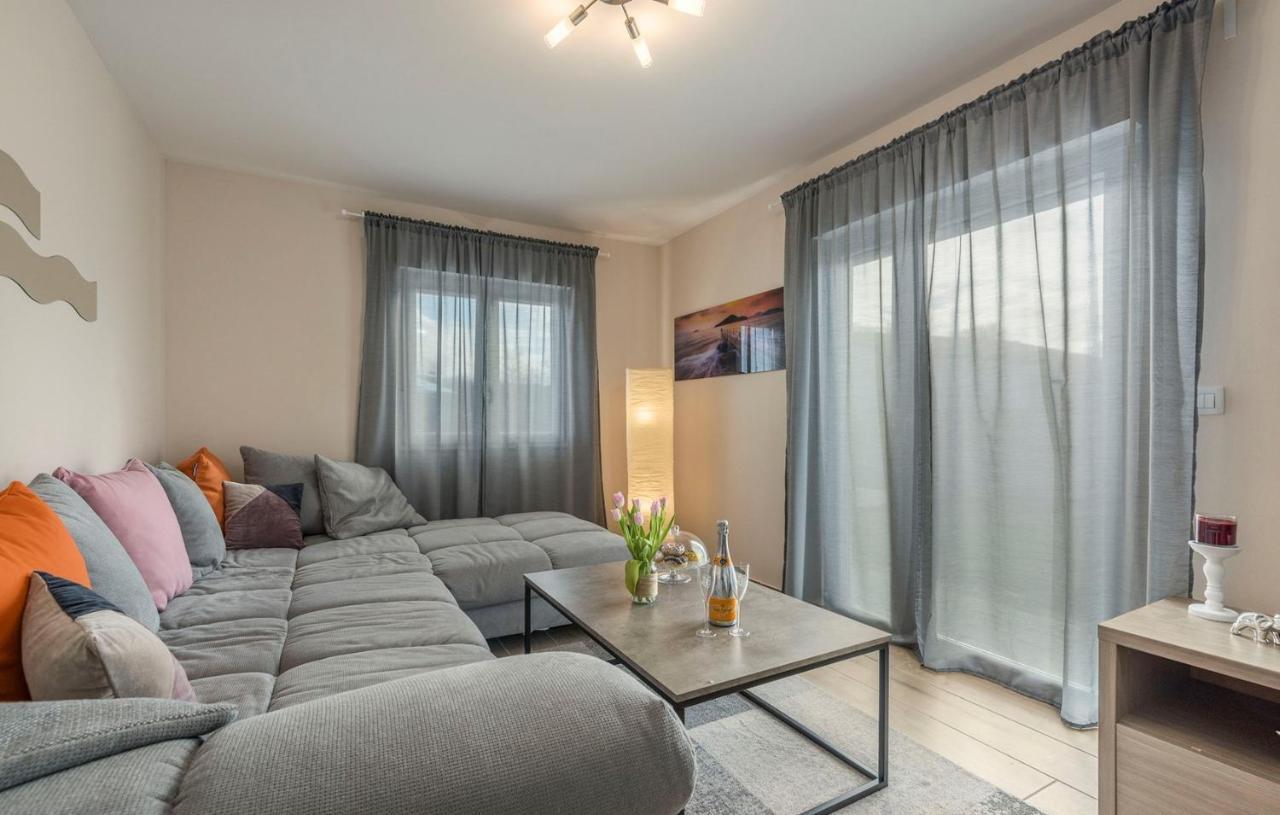 Villa Frontera Croatia بوريتش المظهر الخارجي الصورة
