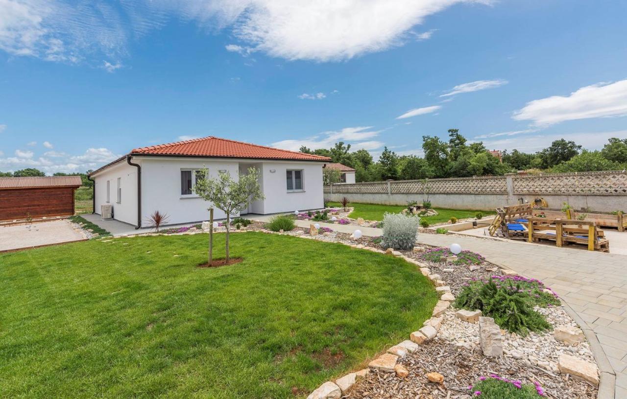 Villa Frontera Croatia بوريتش المظهر الخارجي الصورة